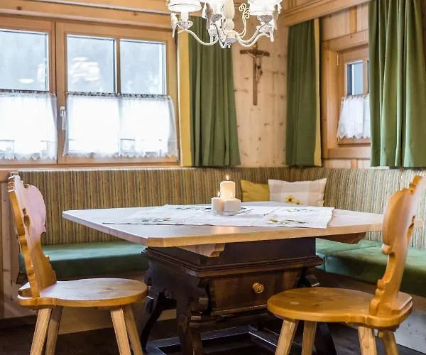 Knusperhauschen Sonnegg * 플라차우